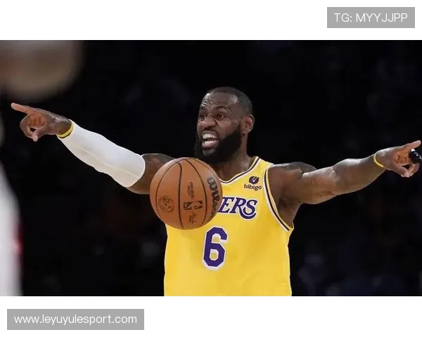 全联盟退役6号球衣!詹姆斯没做到的事,NBA官方做了